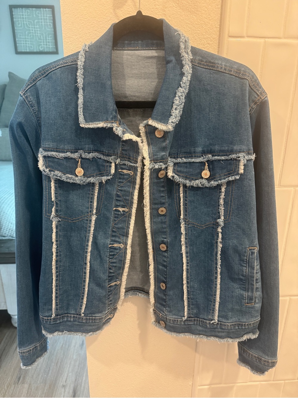Denim Jacket Raw Hem Frayed Detail – Size XL